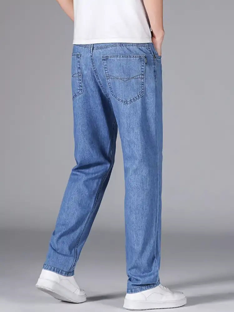 Men’s Washed Wide Leg Jeans