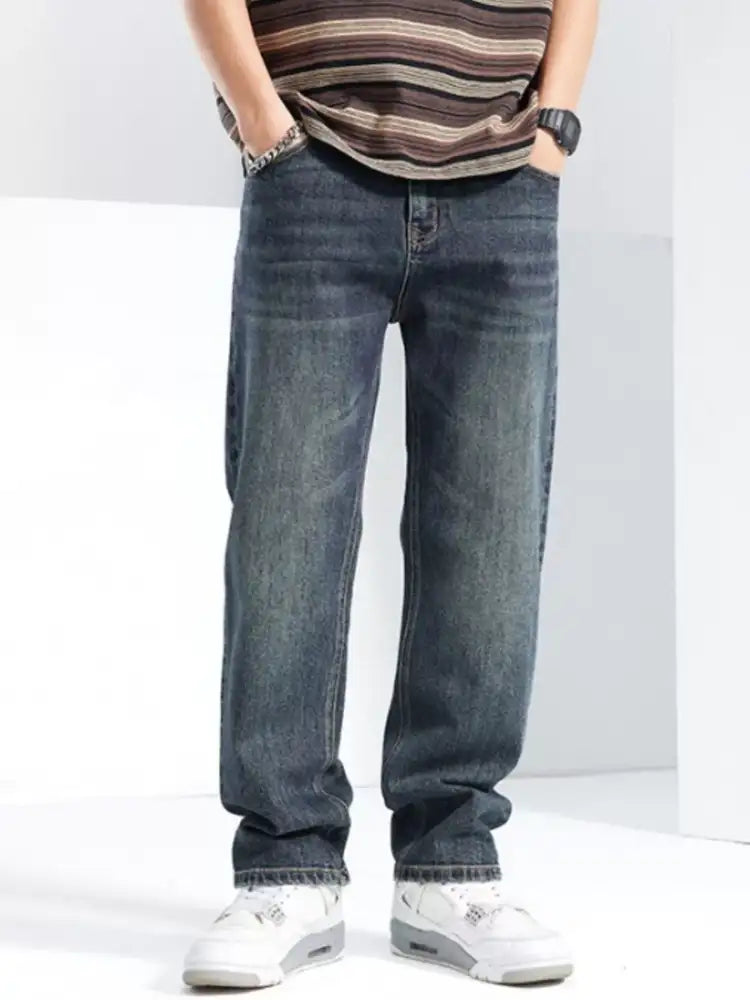 Men’s Washed Wide Leg Jeans