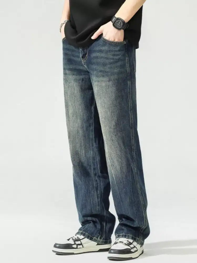 Men’s Washed Wide Leg Jeans
