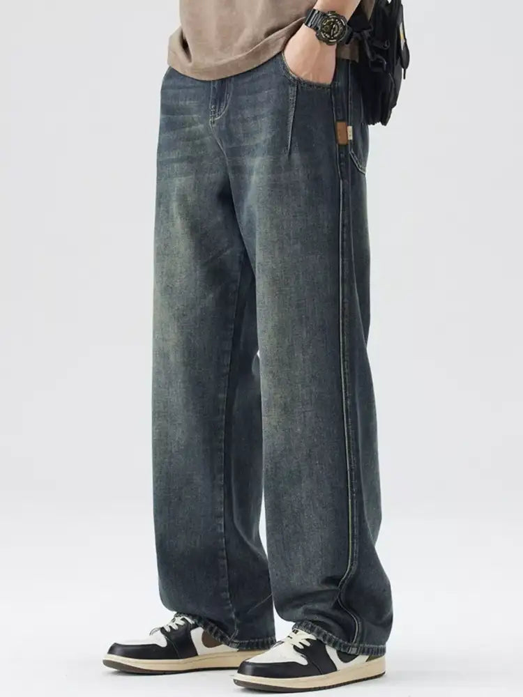 Men’s Washed Wide Leg Relaxed Fit Jeans