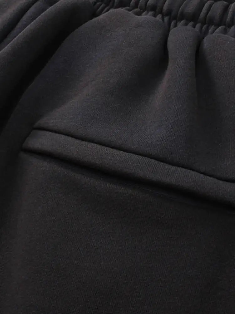 Men’s Wide Leg Drawstring Cargo Pants