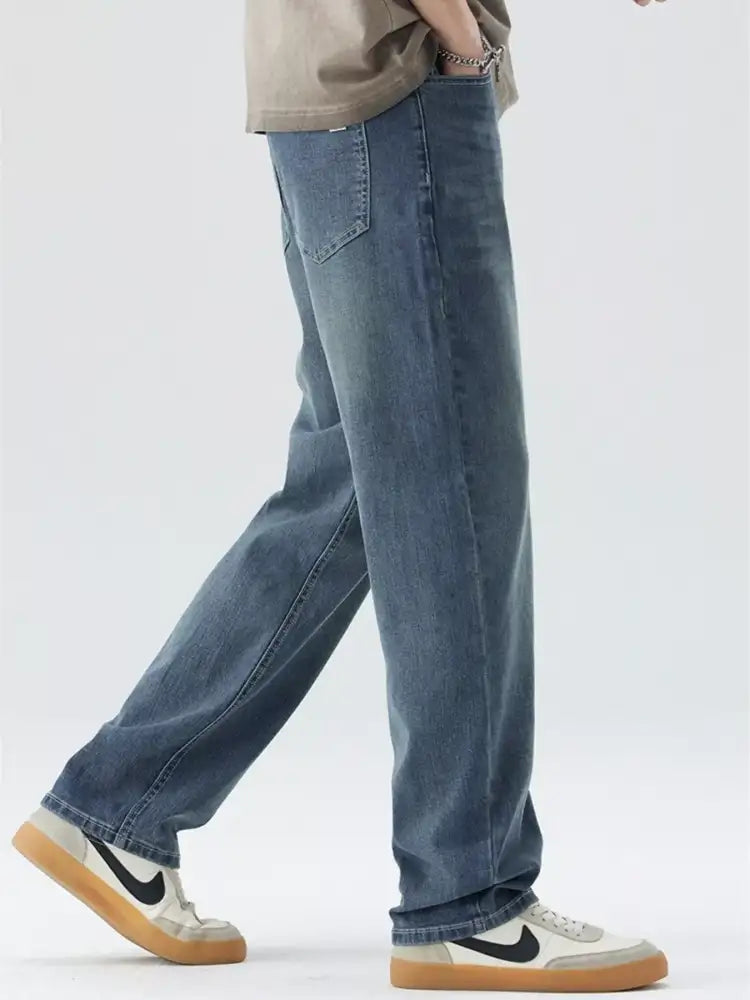 Men’s Wide Leg Jeans with Pockets