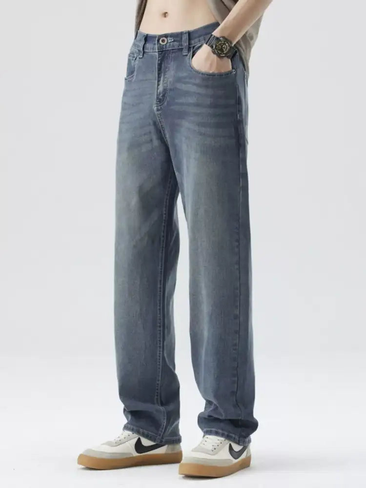 Men’s Wide Leg Jeans with Pockets