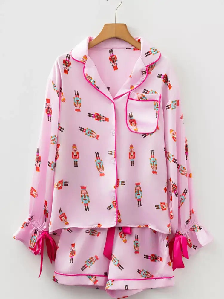 Nutcracker Print Contrast Trim Top and Shorts Pajama Set