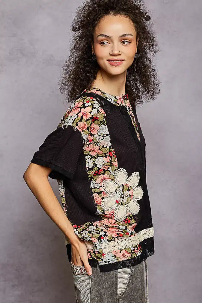 POL Lace Round Neck Short Sleeve Floral Pattern Top with Patch Detail
