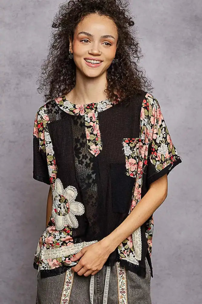 POL Lace Round Neck Short Sleeve Floral Pattern Top with Patch Detail