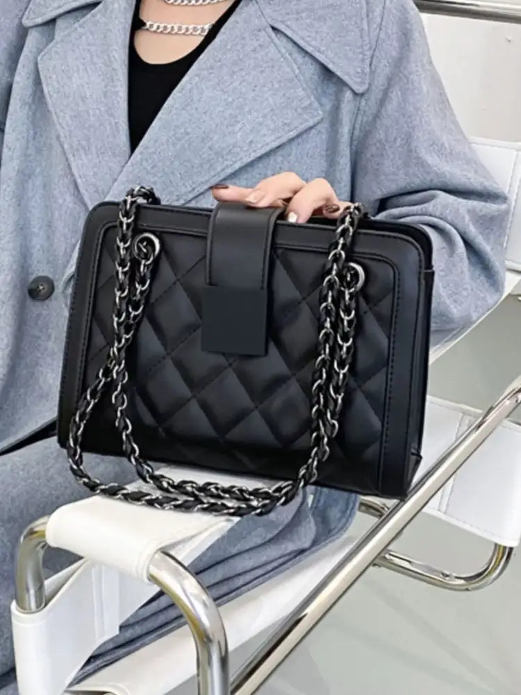 Quilted Chain Strap Shoulder Bag