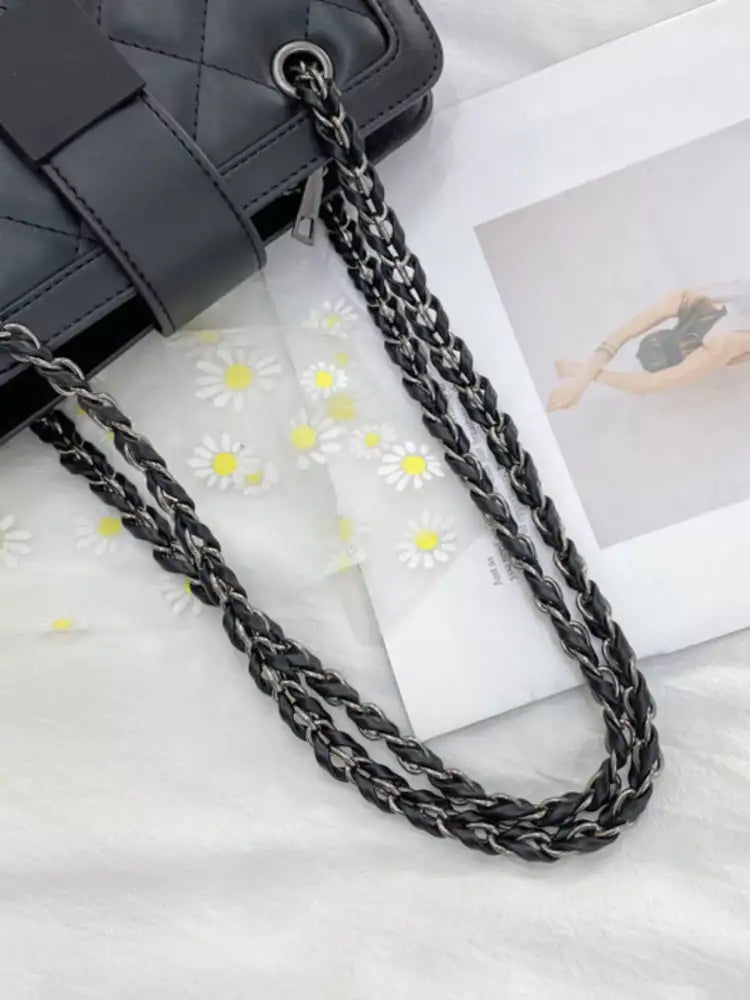 Quilted Chain Strap Shoulder Bag