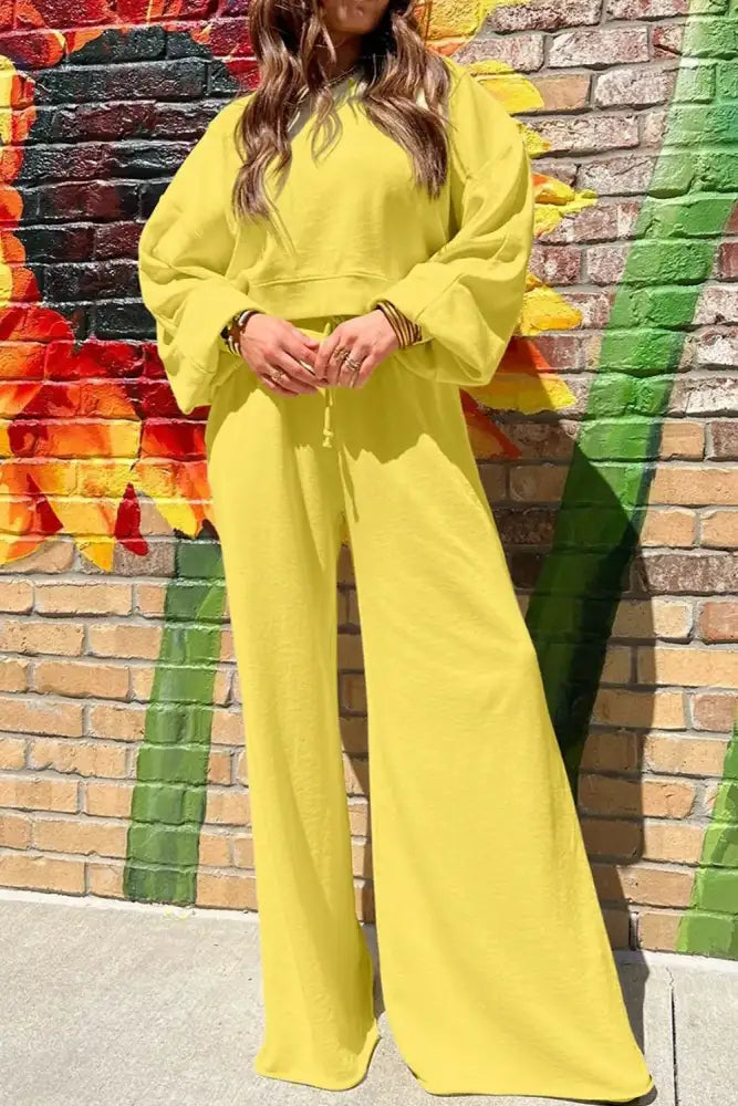 Round Neck Long Sleeve Yellow Sweatshirt and Pants Set