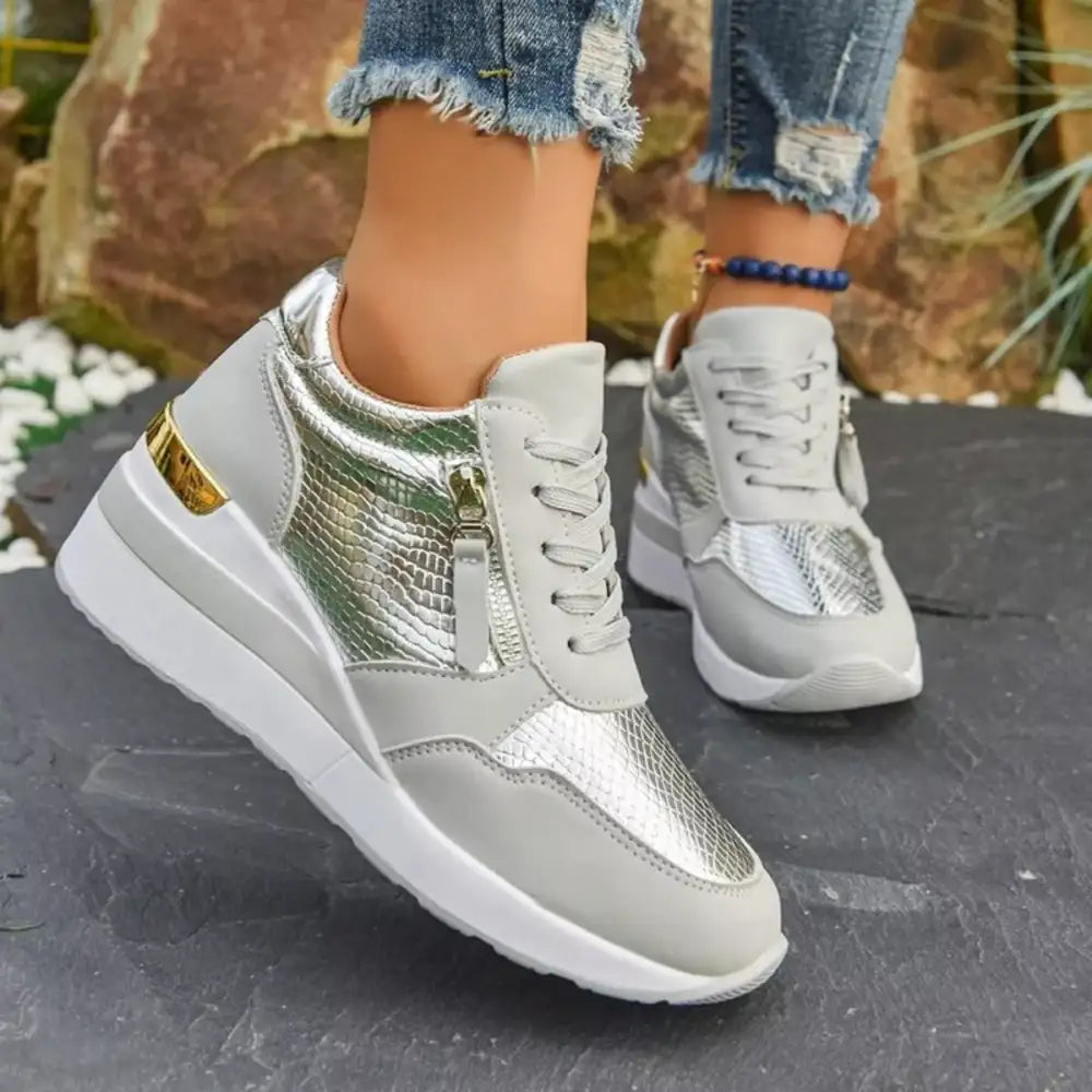 Round Toe Lace Up Athletic