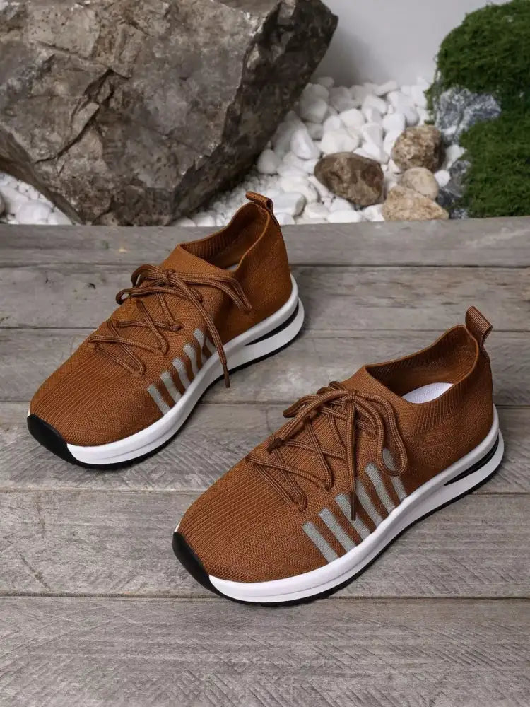 Round Toe Lace Up Athletic