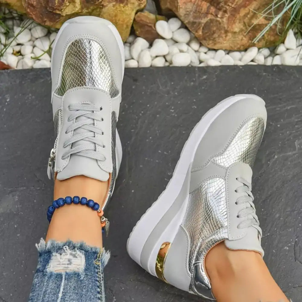 Round Toe Lace Up Athletic