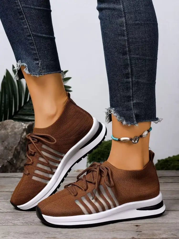 Round Toe Lace Up Athletic
