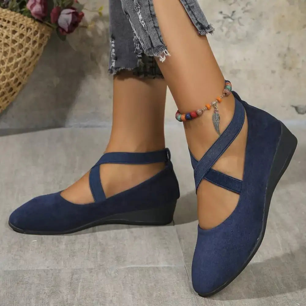 Round Toe Wedge Loafers