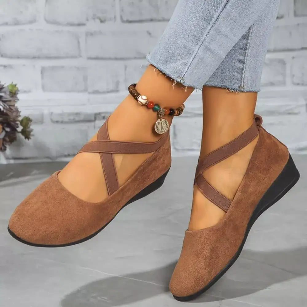 Round Toe Wedge Loafers