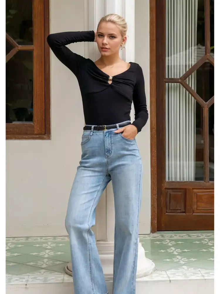 Ruched Long Sleeve Top with Keyhole Detail