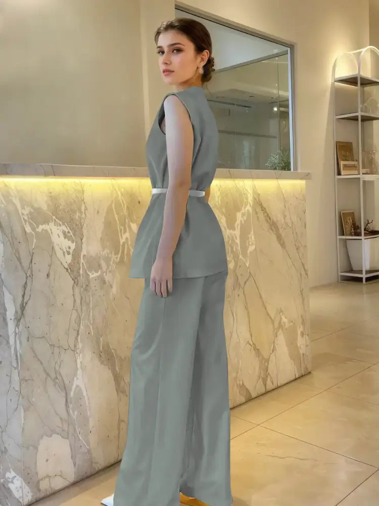 Sleeveless Top and Pants Set