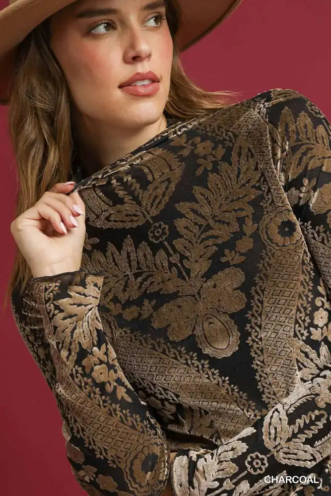 Umgee Damask Print Velvet Burnout Top